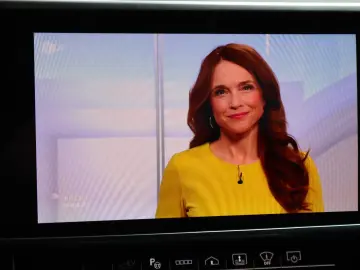 A8L 60 TFSIe lang ALL-BLACK CARBON UNIKAT UPE190