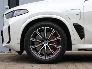 X5 50e xDrive M Sport Pro. Sitzebeluft. H K Pano