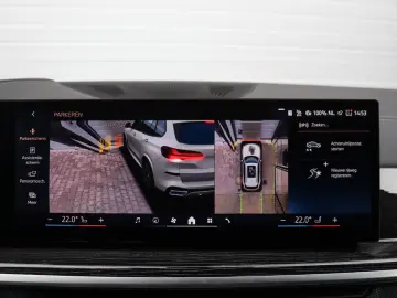 X5 50e xDrive M Sport Pro. Sitzebeluft. H K Pano