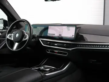 X5 50e xDrive M Sport Pro. Sitzebeluft. H K Pano