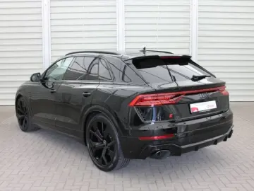 RSQ8 4.0 TFSI quattro MATRIX AHK B&O LEDER HUD K