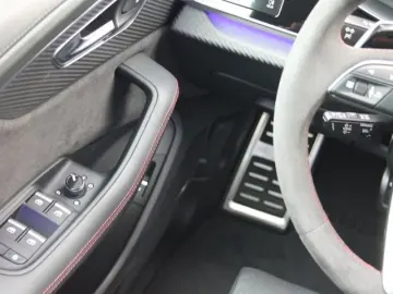 RSQ8 4.0 TFSI quattro MATRIX AHK B&O LEDER HUD K
