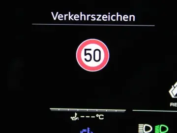 RSQ8 4.0 TFSI quattro MATRIX AHK B&O LEDER HUD K