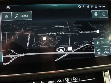 RSQ8 4.0 TFSI quattro MATRIX AHK B&O LEDER HUD K