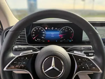 GLE 450 4M  AMG AIRM STHZ SITZKL 360  PANO AHK