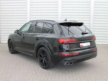 SQ7 4.0 TFSI quattro HUD PANO AIRSUSPENSION MATR