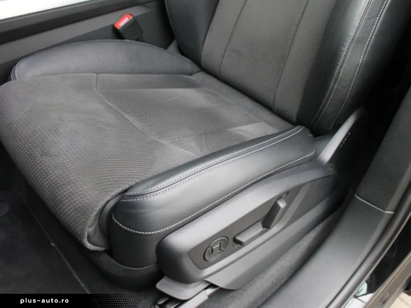 SQ7 4.0 TFSI quattro HUD PANO AIRSUSPENSION MATR