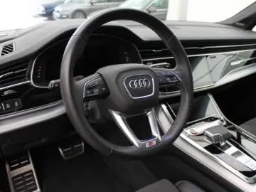 SQ7 4.0 TFSI quattro HUD PANO AIRSUSPENSION MATR