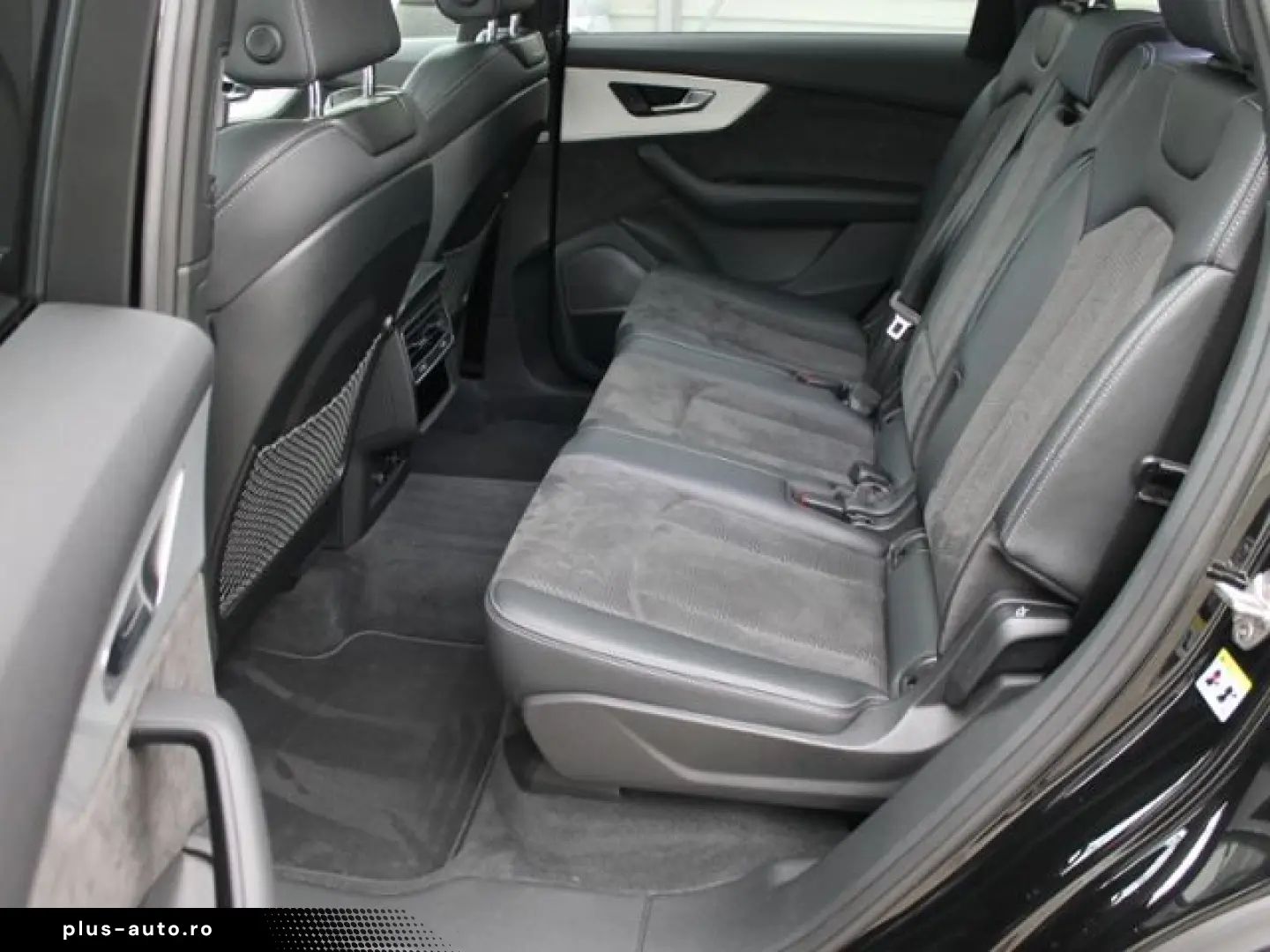 SQ7 4.0 TFSI quattro HUD PANO AIRSUSPENSION MATR