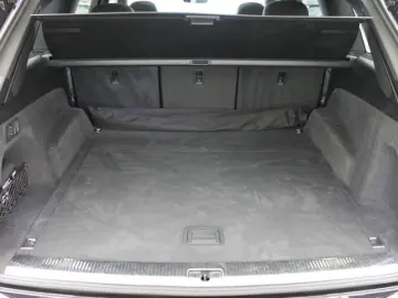 SQ7 4.0 TFSI quattro HUD PANO AIRSUSPENSION MATR