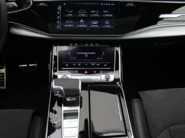 SQ7 4.0 TFSI quattro HUD PANO AIRSUSPENSION MATR