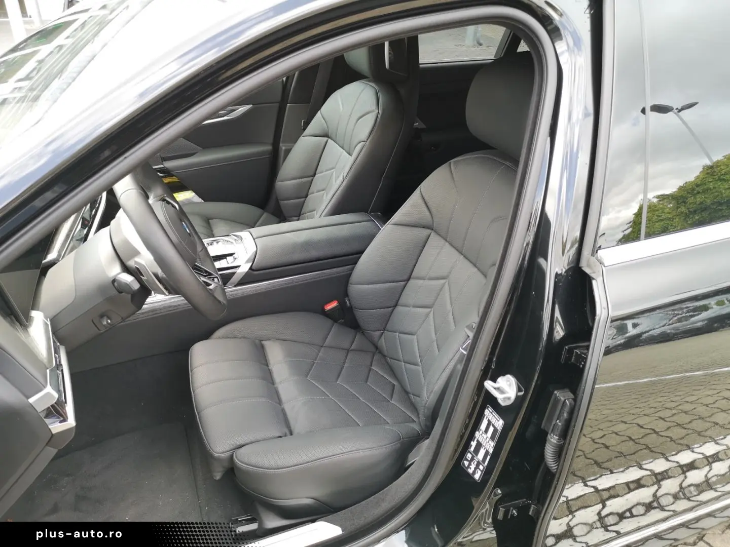 740 d xDrive HUD Luftfederung Leder Panorama