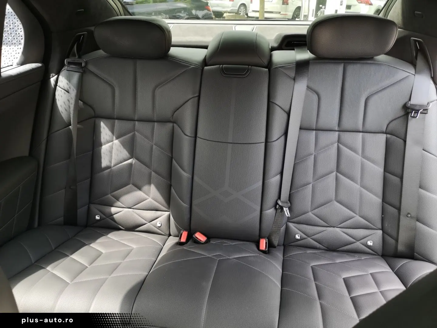 740 d xDrive HUD Luftfederung Leder Panorama