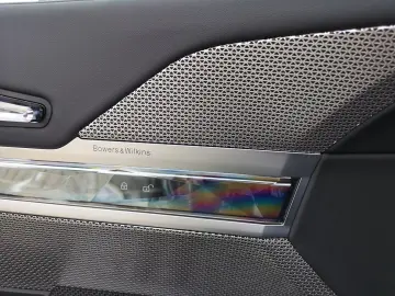 740 d xDrive HUD Luftfederung Leder Panorama