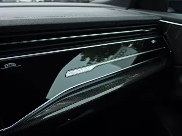 SQ8 TFSI qu competition plus BLACK LUFT B&O 360