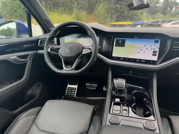 Touareg 3.0 TDI 4Motion R-Line PANO AIR STHZG