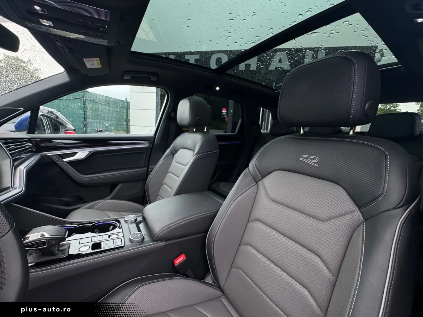 Touareg 3.0 TDI 4Motion R-Line PANO AIR STHZG