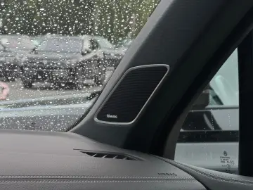 Touareg 3.0 TDI 4Motion R-Line PANO AIR STHZG