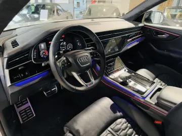 RSQ8 4.0 TFSI quattro PANO 360  AHK HEADUP B&O