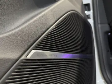 RSQ8 4.0 TFSI quattro PANO 360  AHK HEADUP B&O