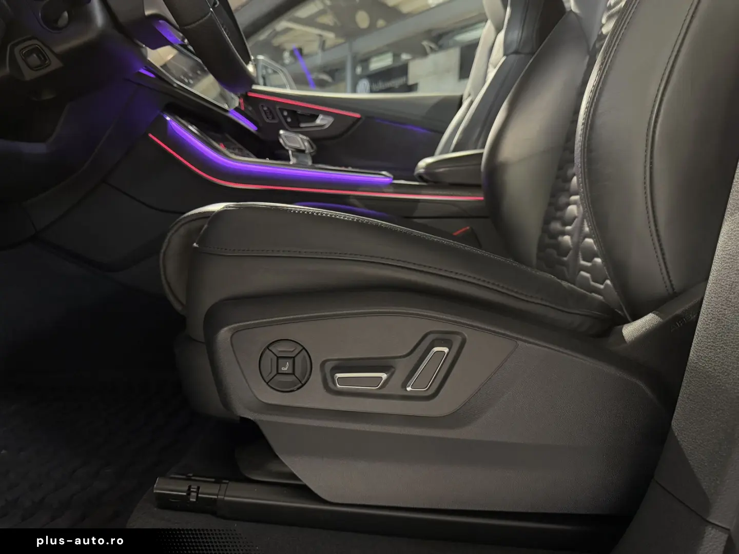 RSQ8 4.0 TFSI quattro PANO 360  AHK HEADUP B&O