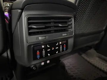 RSQ8 4.0 TFSI quattro PANO 360  AHK HEADUP B&O