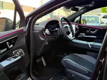 EQE SUV 350 4M AMG-Line Hyperscreen 22'' BF Disp