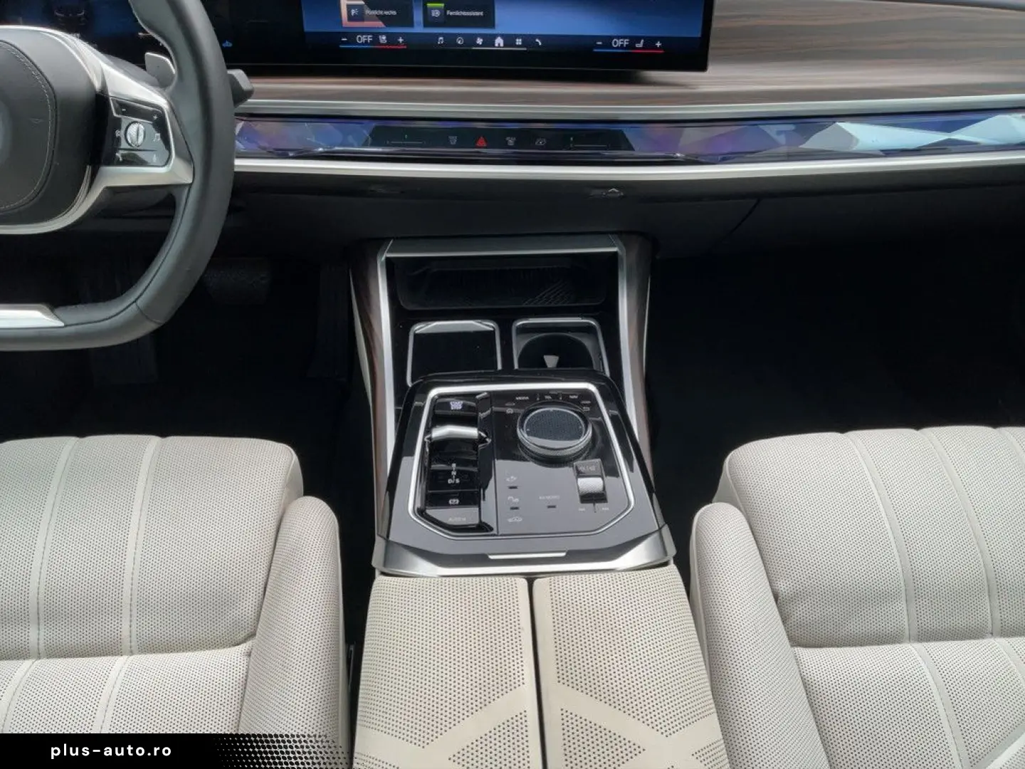 740d xDrive LED PANO 360  AKTIVSITZE ACC B&W 19