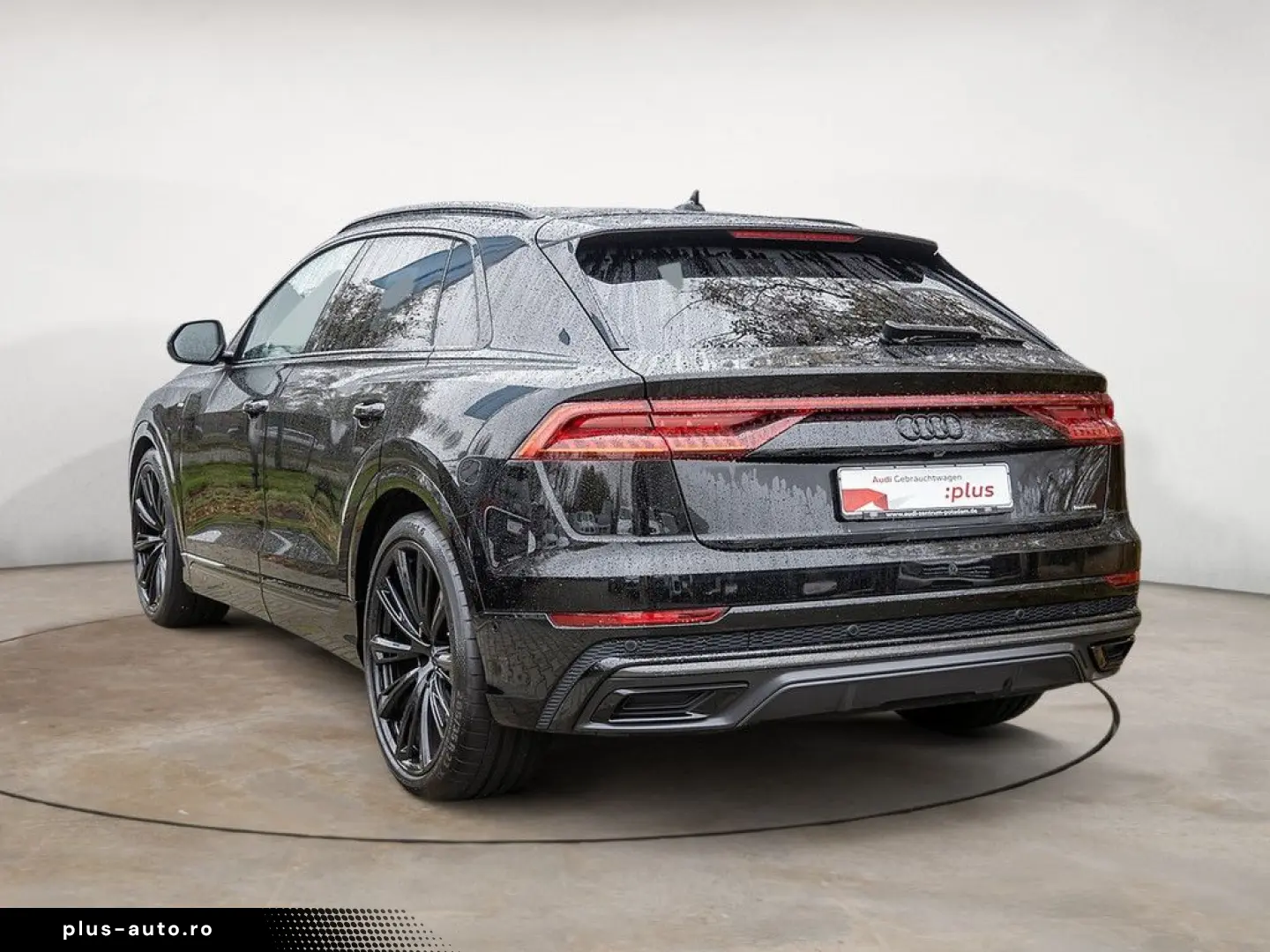 Q8 competition plus 50 TDI quattro MATRIX STANDH