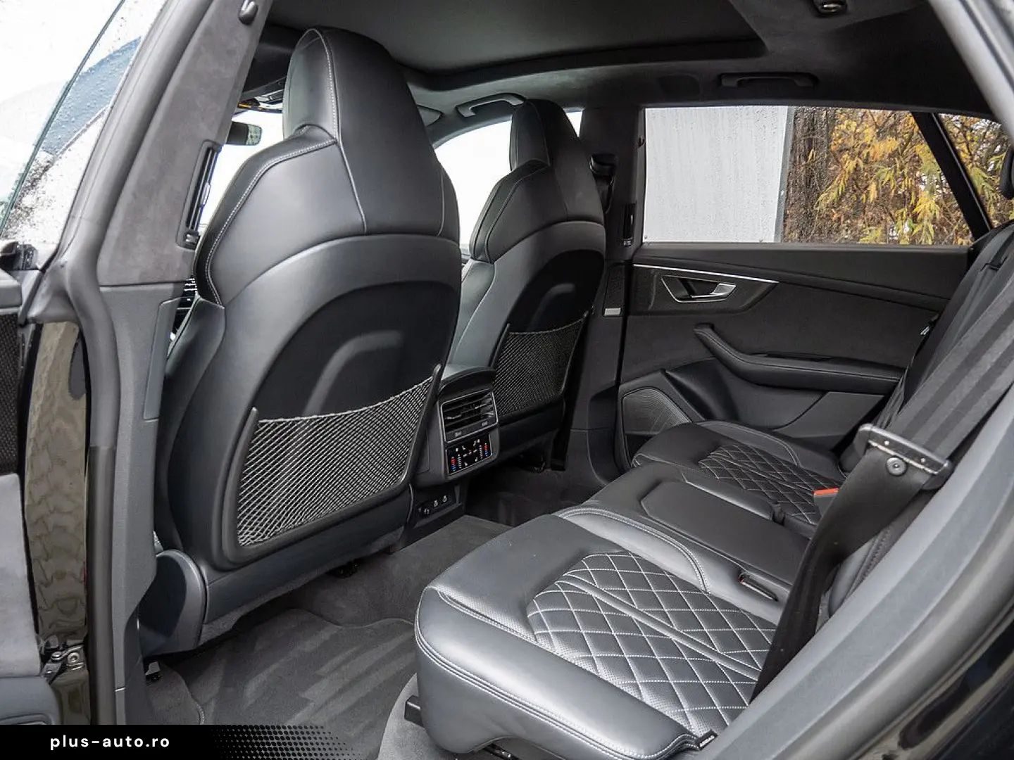 Q8 competition plus 50 TDI quattro MATRIX STANDH