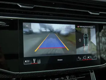 Q8 competition plus 50 TDI quattro MATRIX STANDH