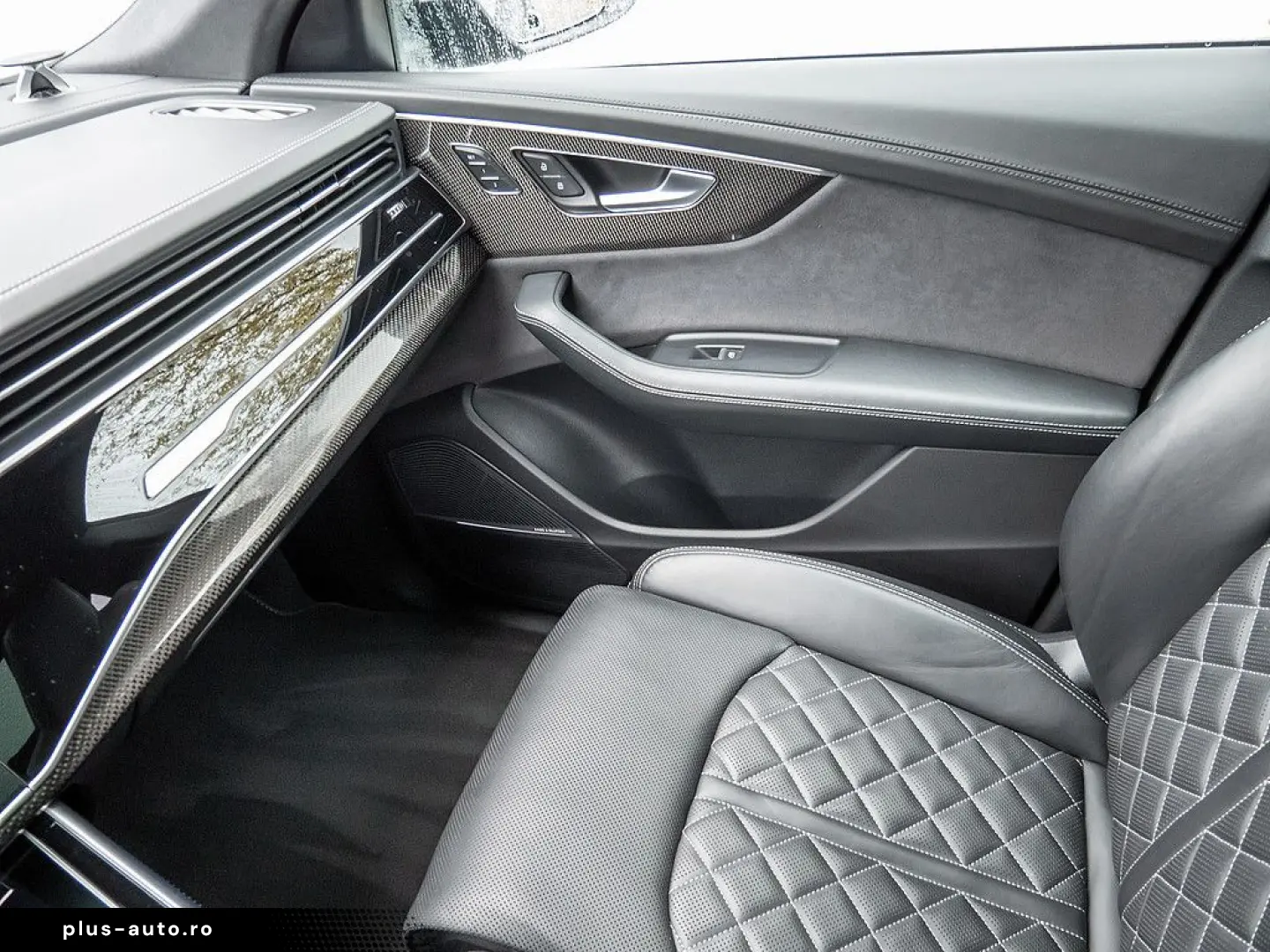 Q8 competition plus 50 TDI quattro MATRIX STANDH