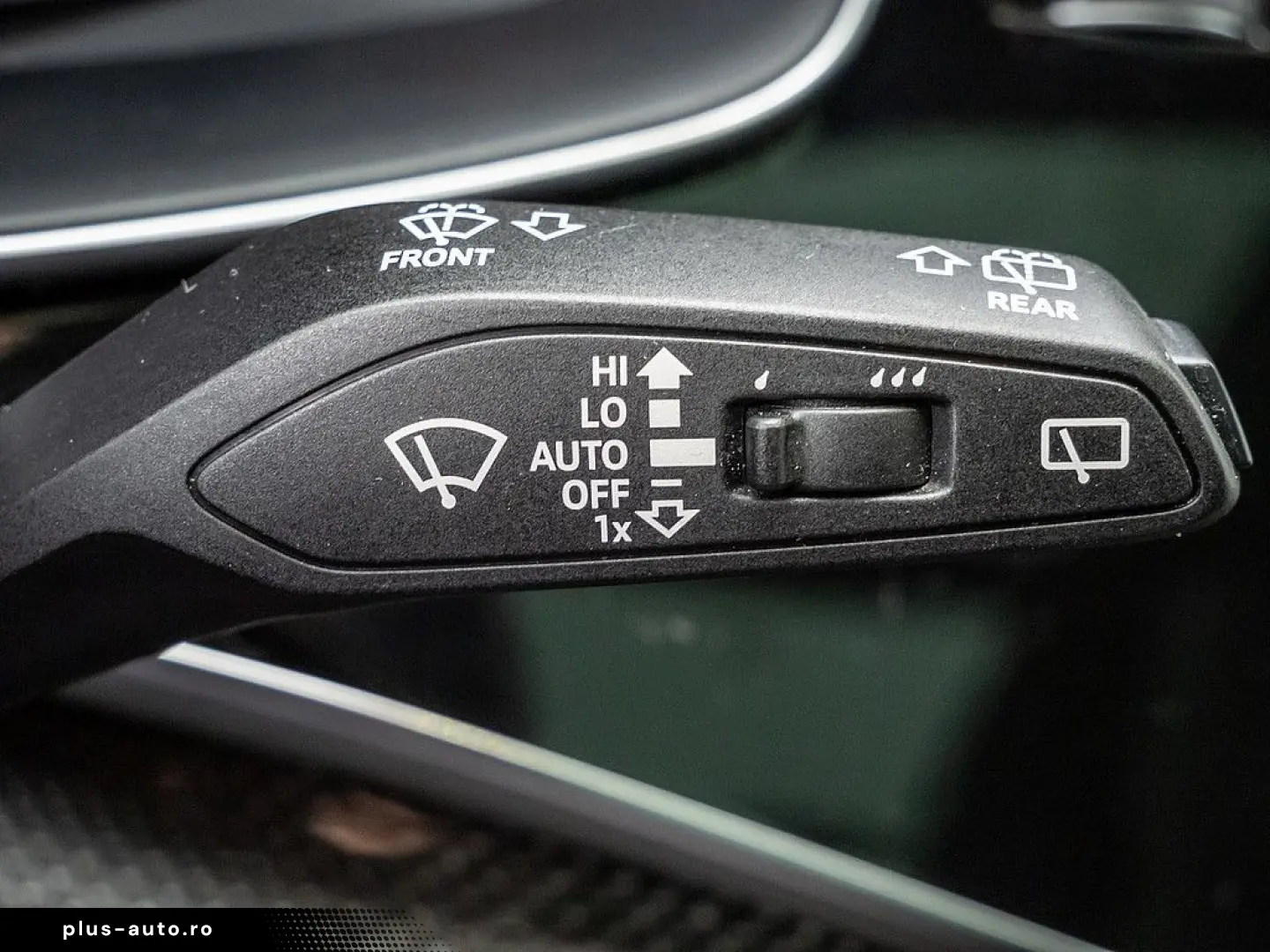 Q8 competition plus 50 TDI quattro MATRIX STANDH