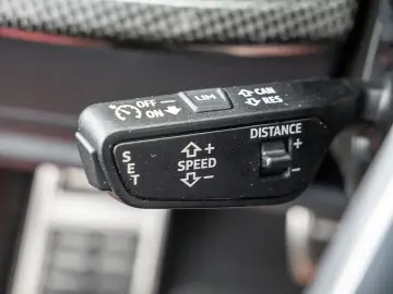 Q8 competition plus 50 TDI quattro MATRIX STANDH