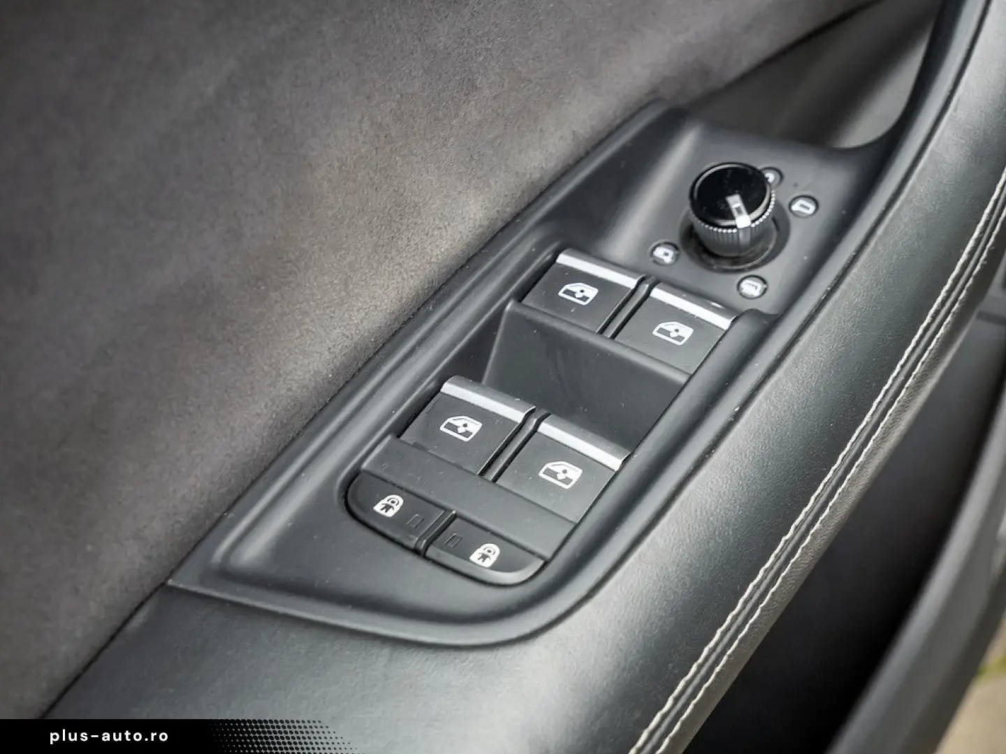 Q8 competition plus 50 TDI quattro MATRIX STANDH