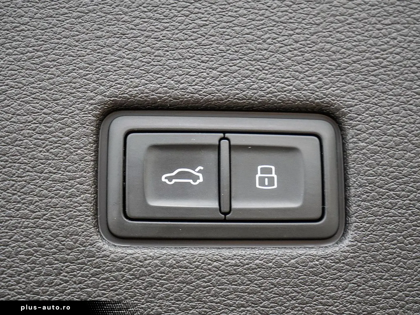 Q8 competition plus 50 TDI quattro MATRIX STANDH