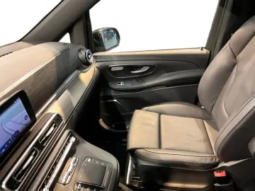 V 300 d   MBUX Navi STH Leder el.Schiebe Burmest