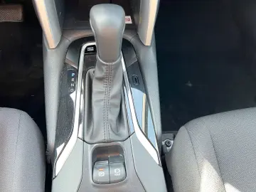 Corolla Cross Hybrid 1.8