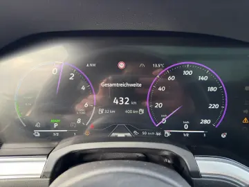 Touareg 3.0 TSI eHybrid ELEGANCE UPE104 LM21 PAN