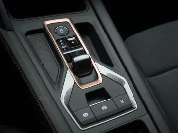 Formentor 2.0 TSI 4Drive DSG VZ FullLink ACC Kam