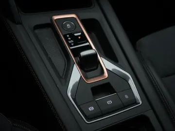 Formentor 2.0 TSI 4Drive DSG VZ FullLink ACC Kam