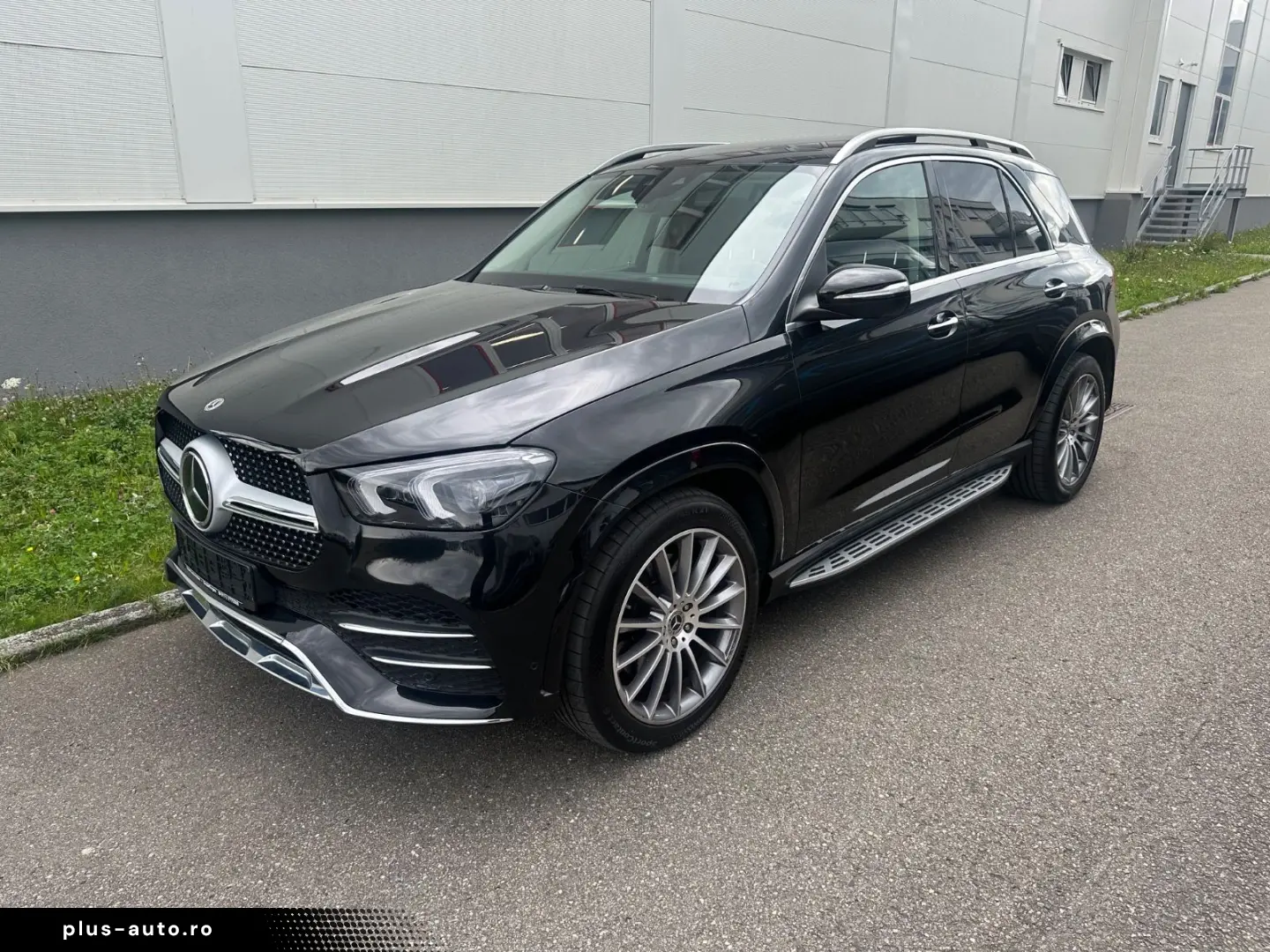 GLE 350 d 4M AMG PAN DISTR BURM HUD SOFTC AHK 21