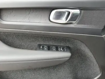 XC40 T4 Essential Plug-In Keyless-Start Autom.