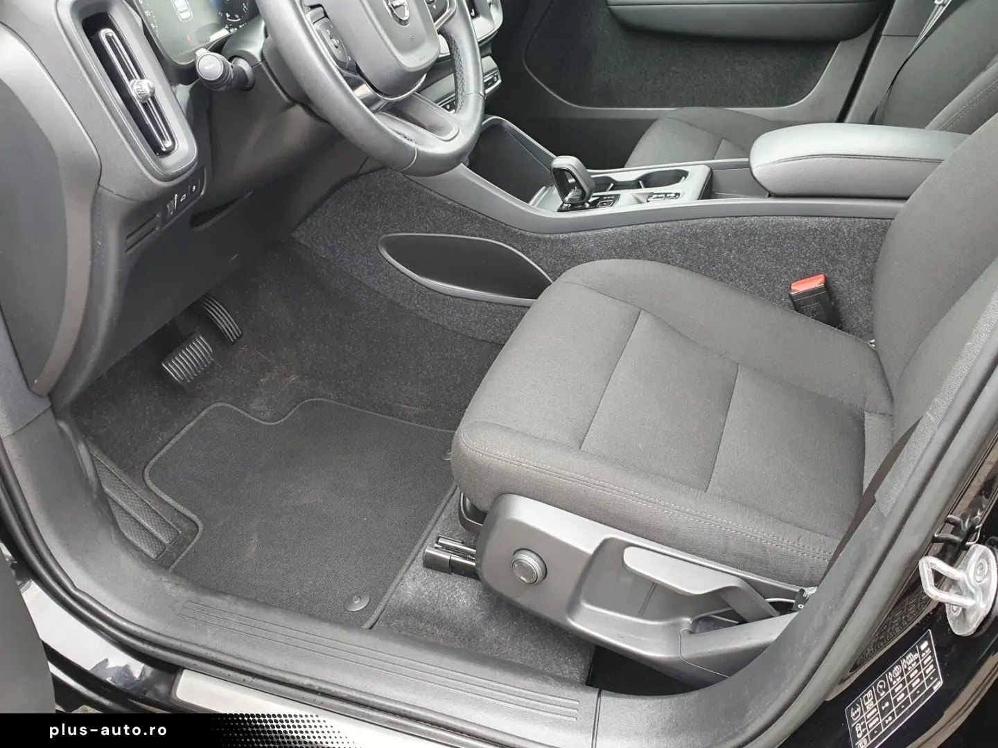 XC40 T4 Essential Plug-In Keyless-Start Autom.