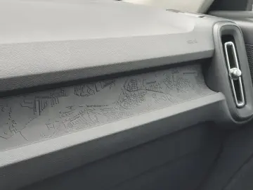 XC40 T4 Essential Plug-In Keyless-Start Autom.