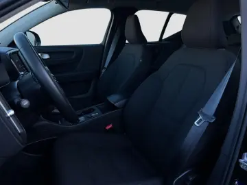 XC40 T4 Essential Plug-In Hybrid Navi LED StHz