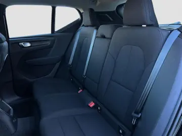 XC40 T4 Essential Plug-In Hybrid Navi LED StHz