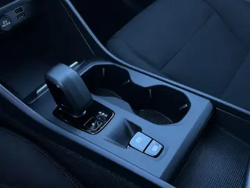 XC40 T4 Essential Plug-In Hybrid Navi LED StHz