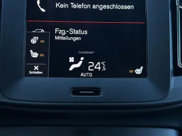 XC40 T4 Essential Plug-In Hybrid Navi LED StHz