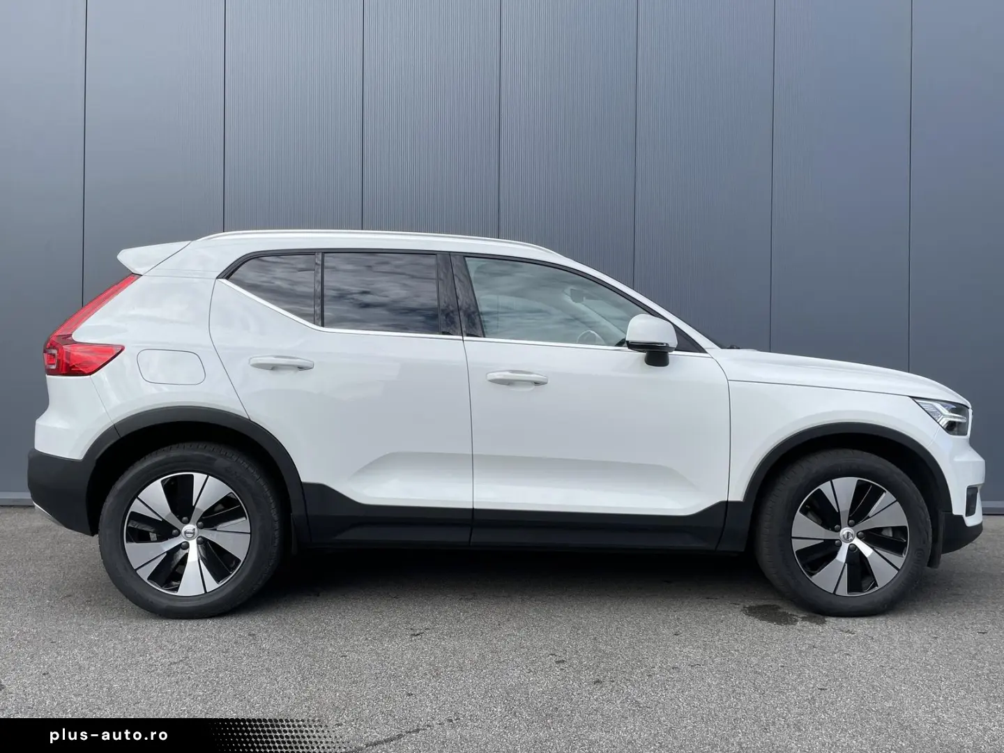 XC40 T4 INSCRIPTION BUSINESS PHEV PILOT ACC CAM